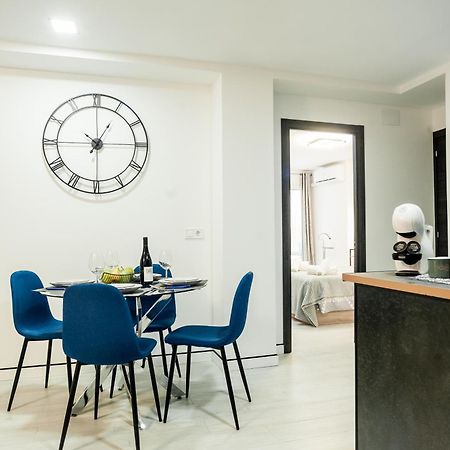 Oasis Apartment Valencia Exterior foto