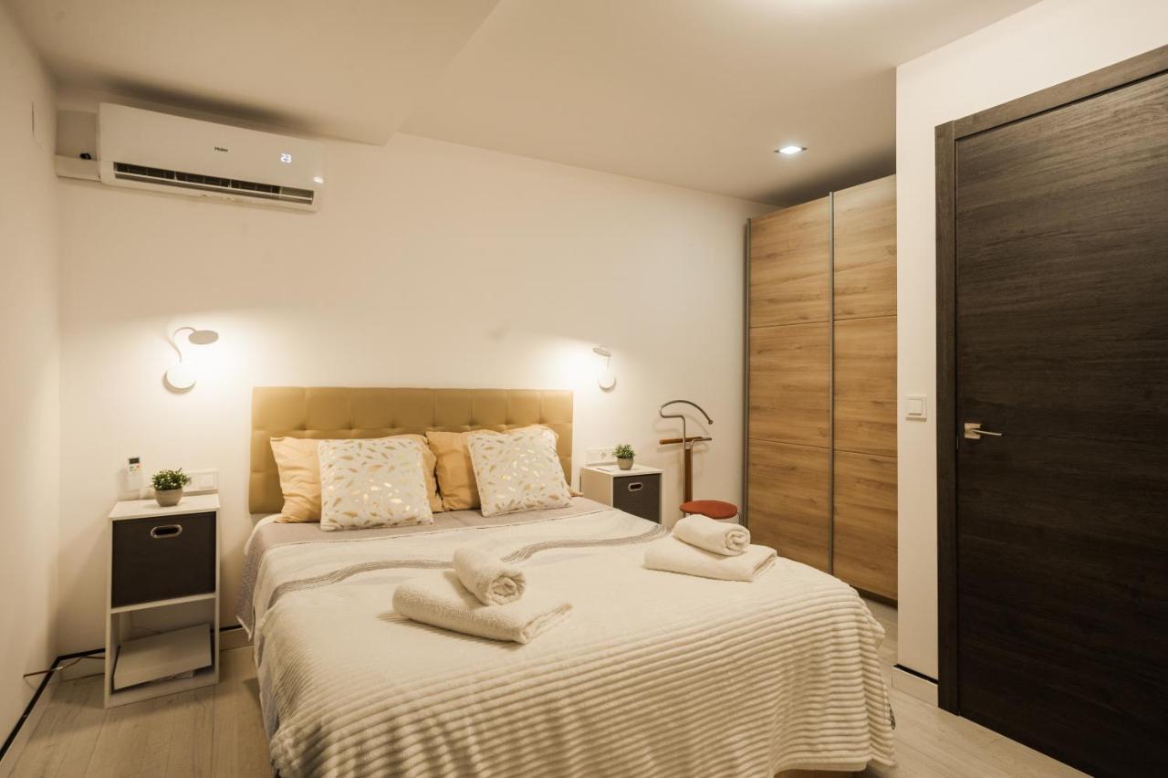 Oasis Apartment Valencia Exterior foto